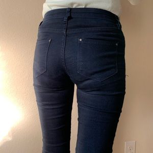 Club Monaco Dark wash Indigo skinny jeans